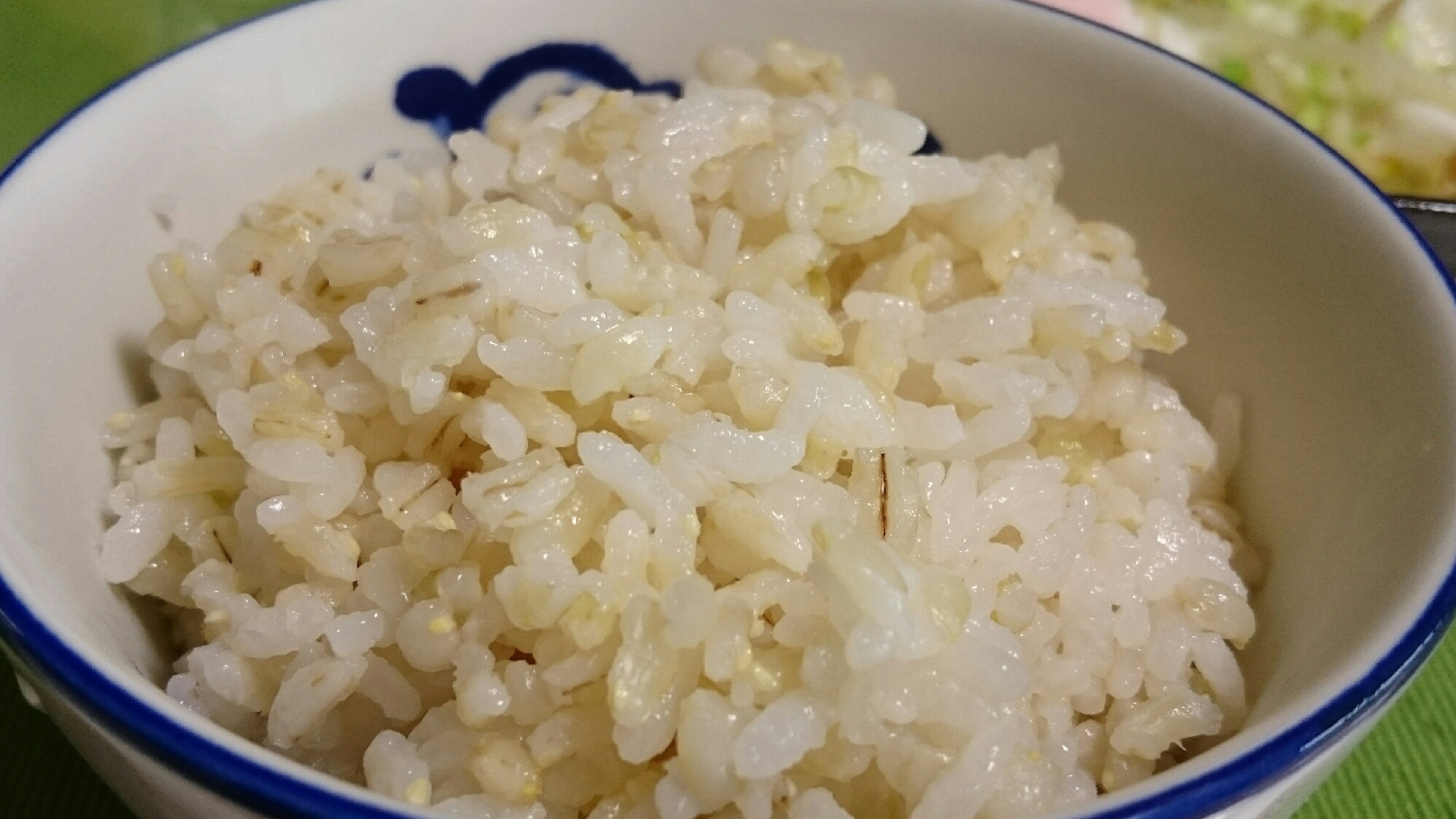 ストウブde 発芽玄米もち麦ご飯 レシピ 作り方 By Mamichin555 楽天レシピ