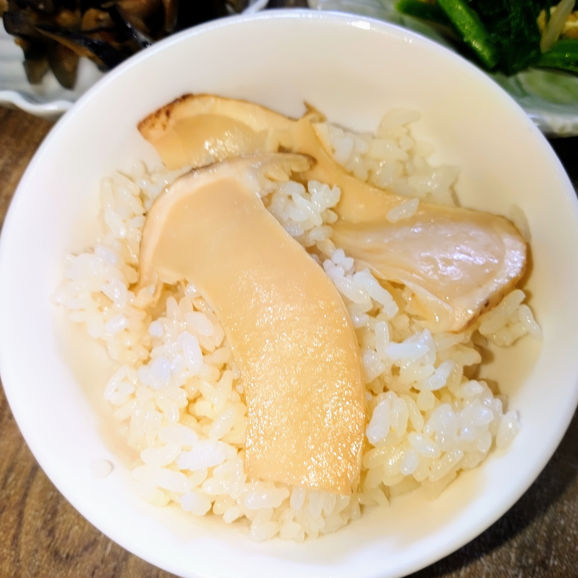 白だしと醤油☆松茸ご飯