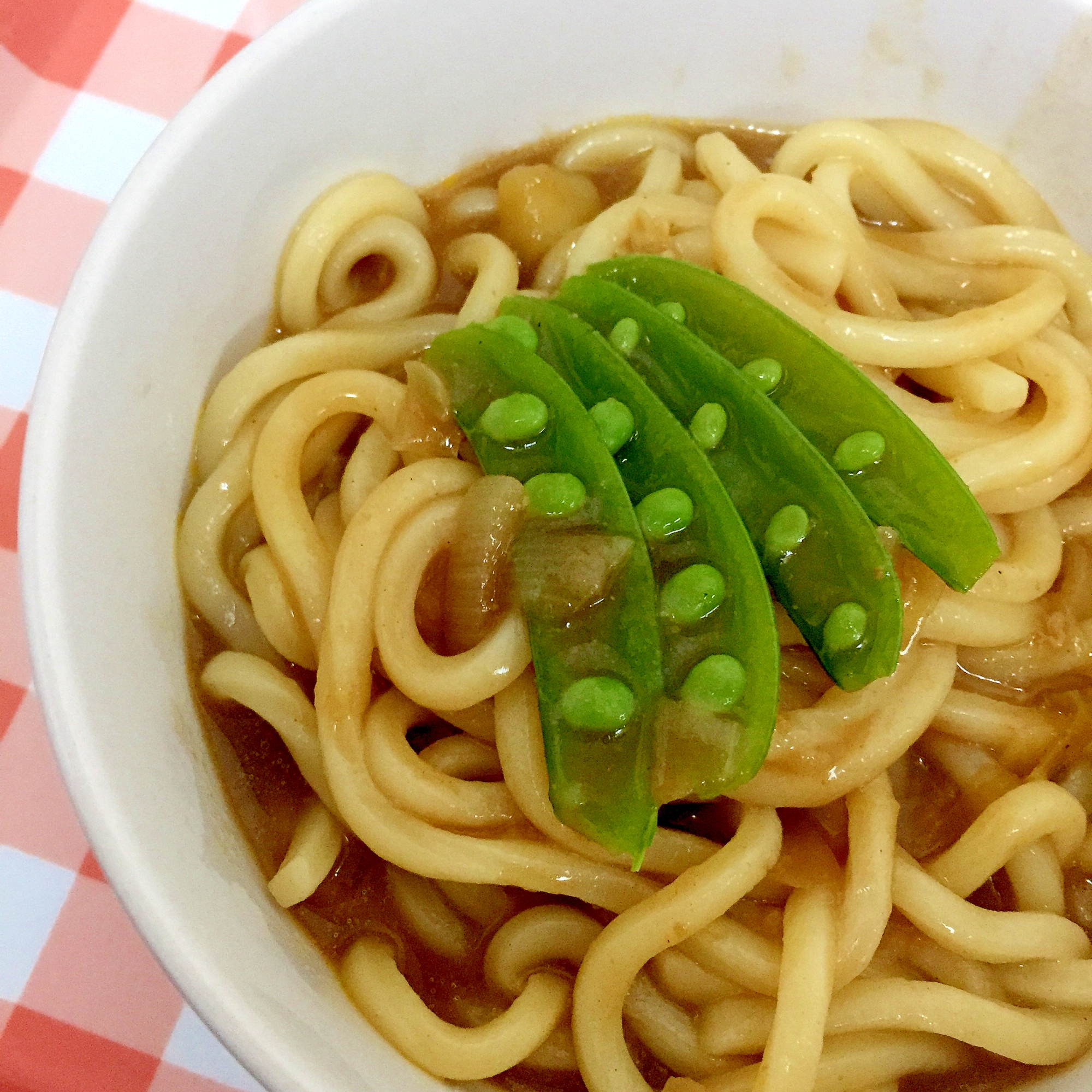 スナップえんどうを添えてカレーうどん☆彡