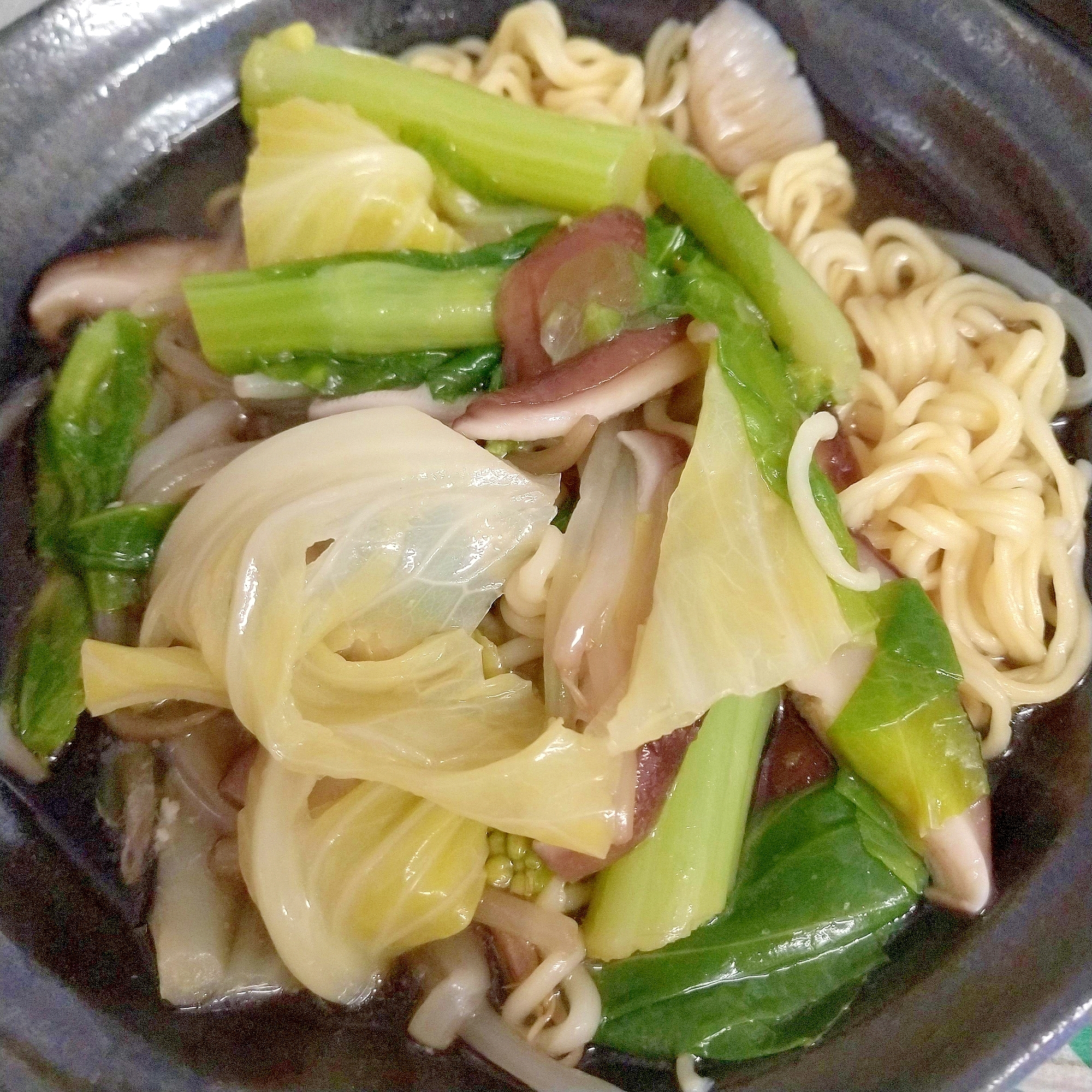 春キャベツとはくさい菜ときのこのラーメン