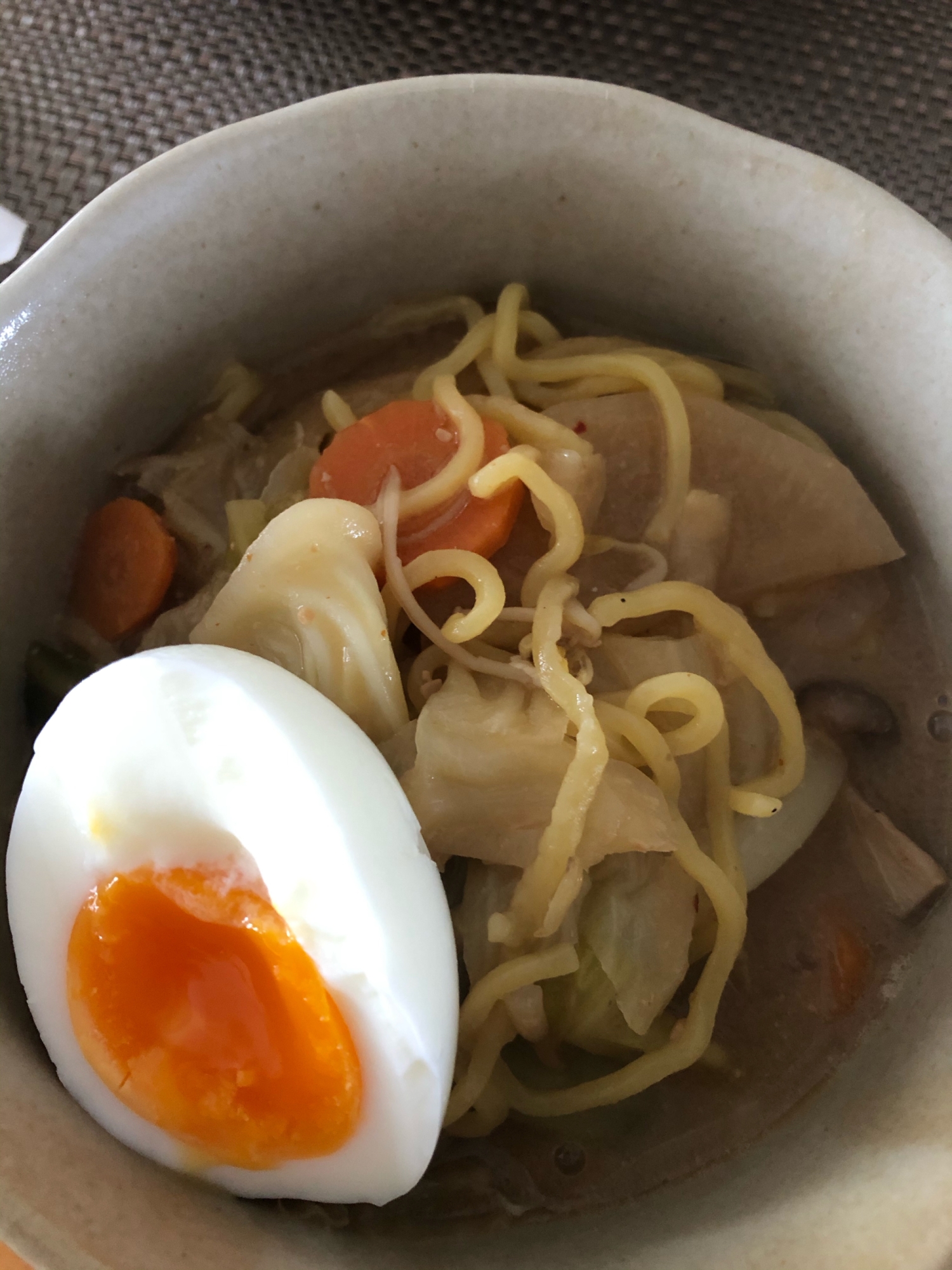 鍋のシメで味噌ラーメン！