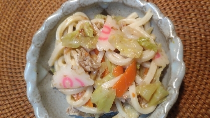 なると入り、可愛らしい焼きうどんになりました(o^^o)レシピありがとうございます。