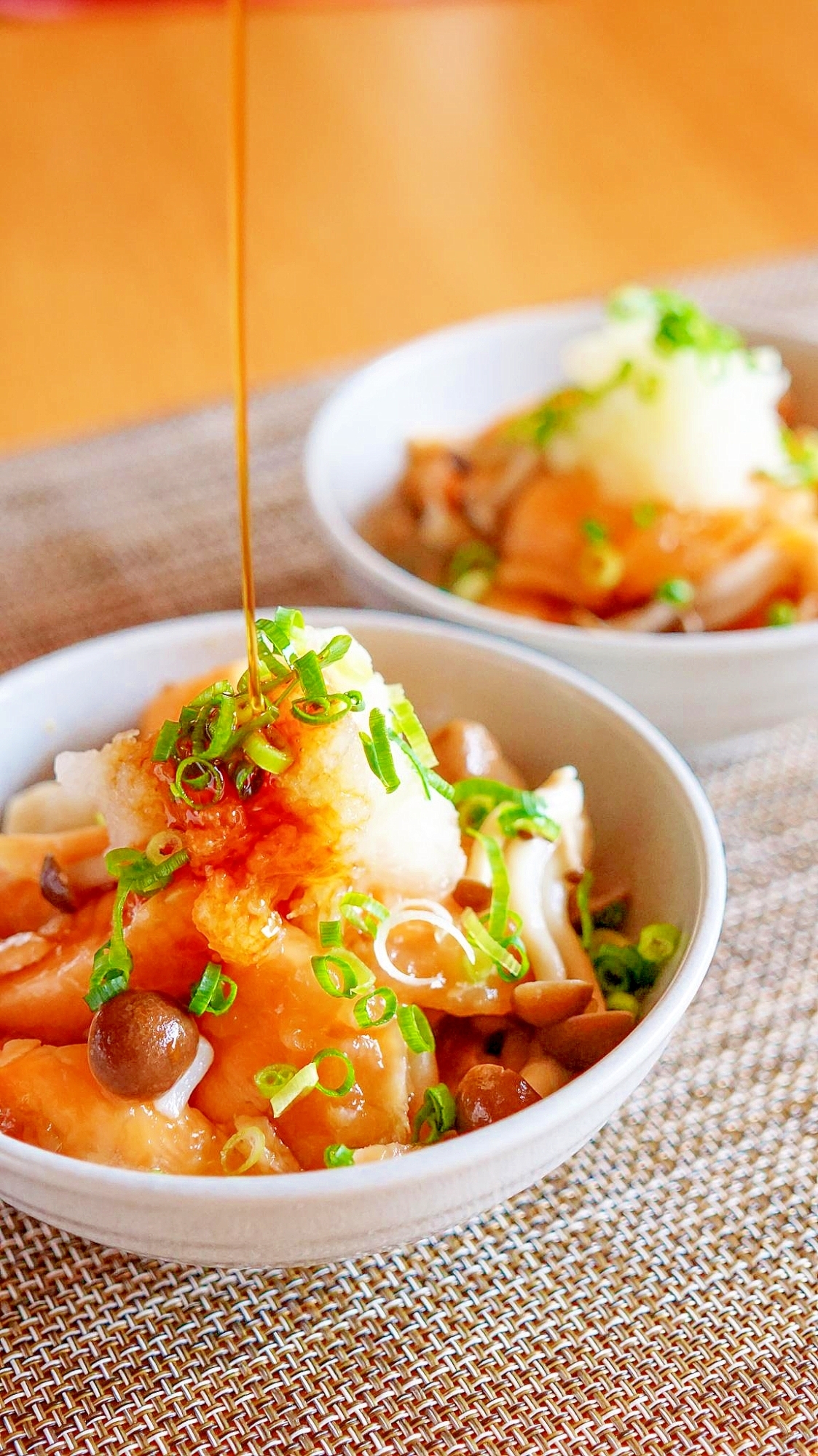 とぅるとぅる食感!水晶サーモンのおろしがけ