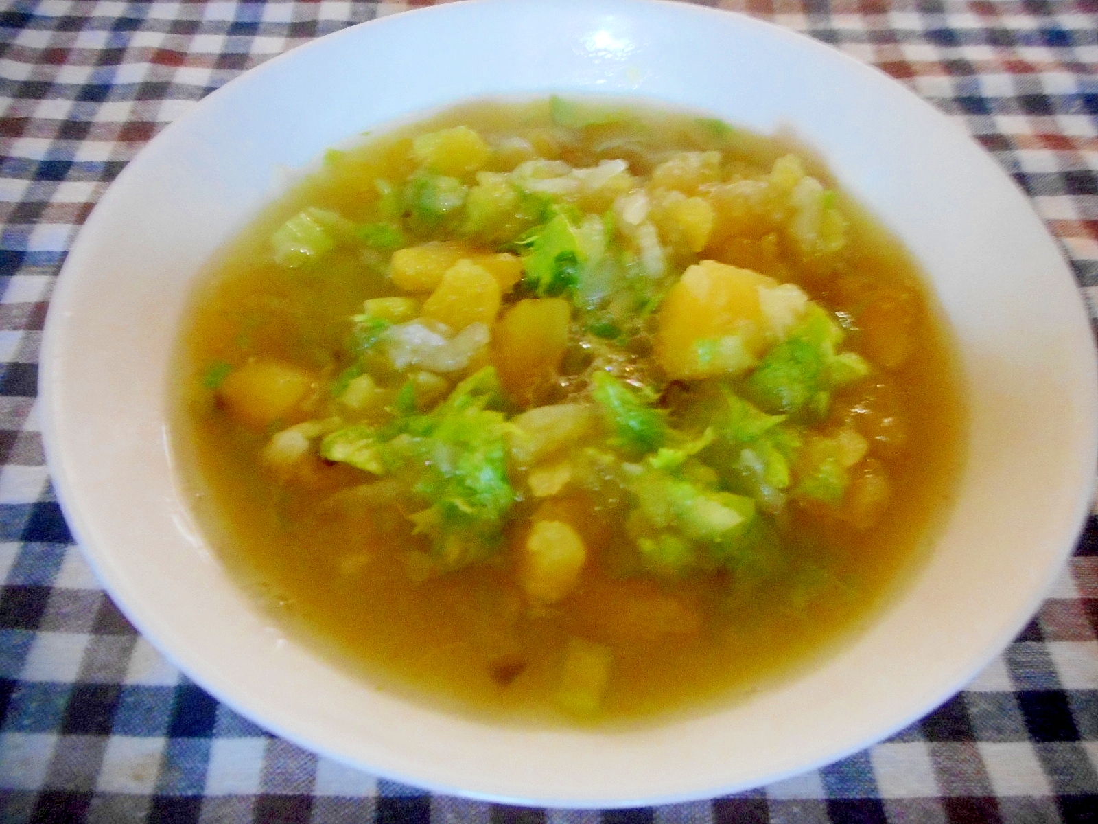 さつま芋とワサビ菜のマッシュスープ