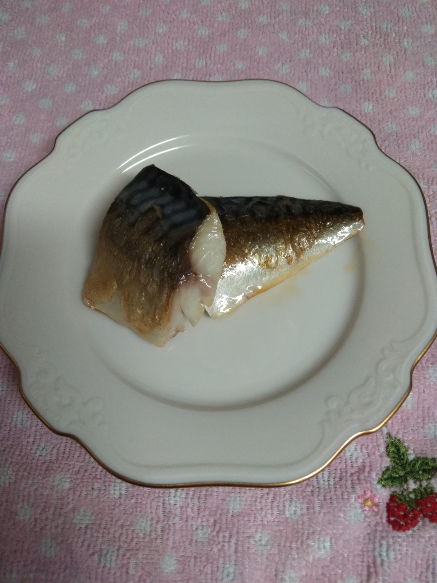 塩サバの酒蒸し焼き