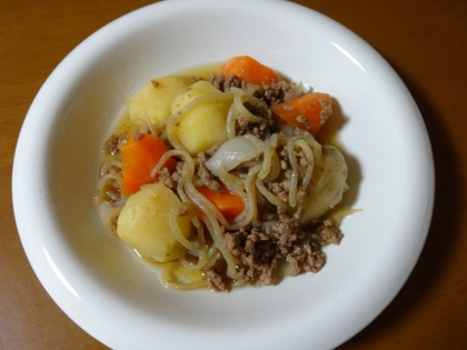 子供も食べやすい♪ひき肉で肉じゃが