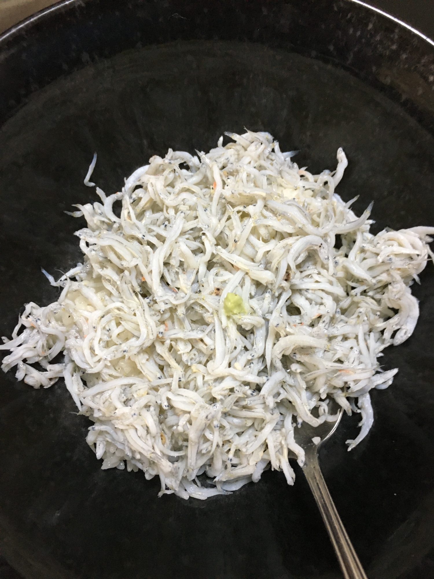 しらす丼！しらすたっぷり