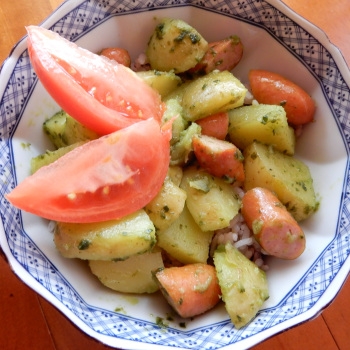 ウィンナーのバジルマヨ炒めのっけご飯