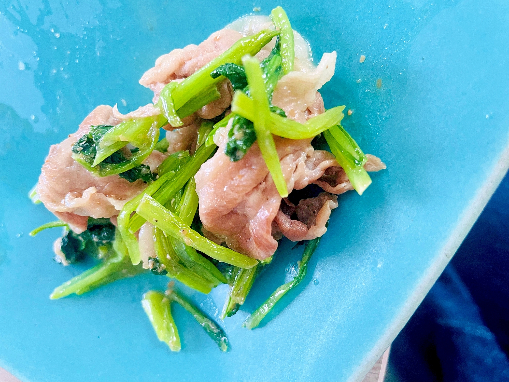 豚肉とほうれん草のごまポン酢炒め