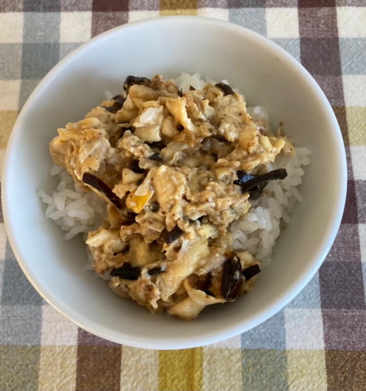 子持ち昆布と新生姜の卵とじ丼