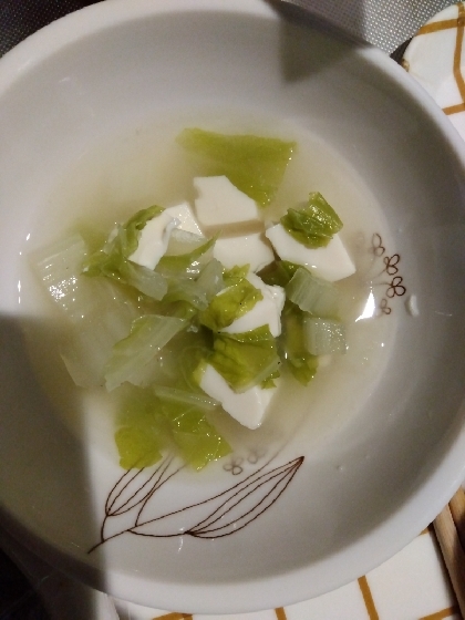 白菜と豆腐のお味噌汁