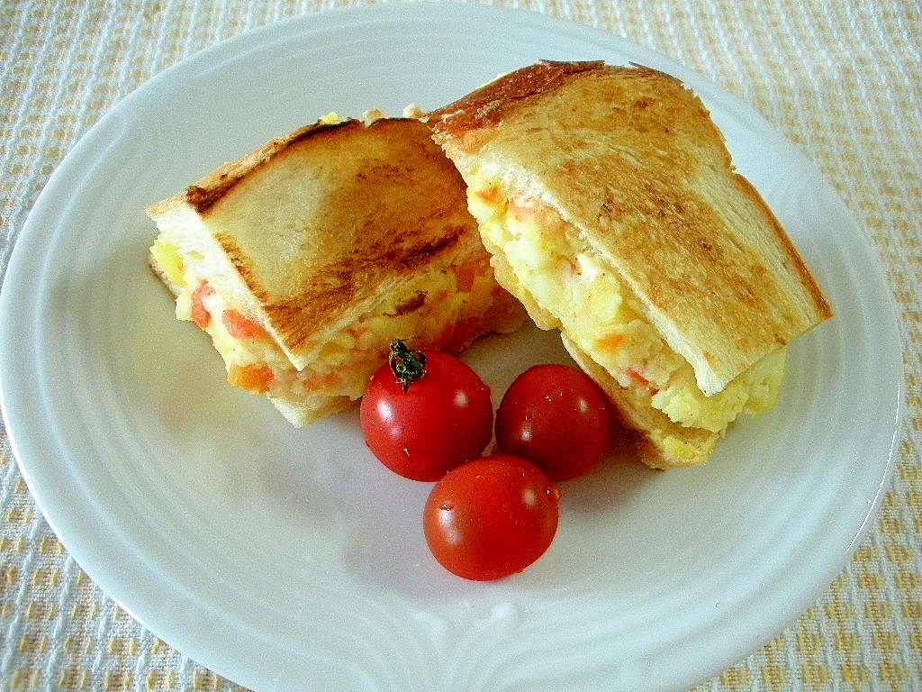 ☆ツナ入りポテトサラダのトーストサンド☆