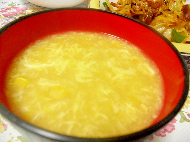 めちゃ簡単うまークリームコーンと卵のスープ