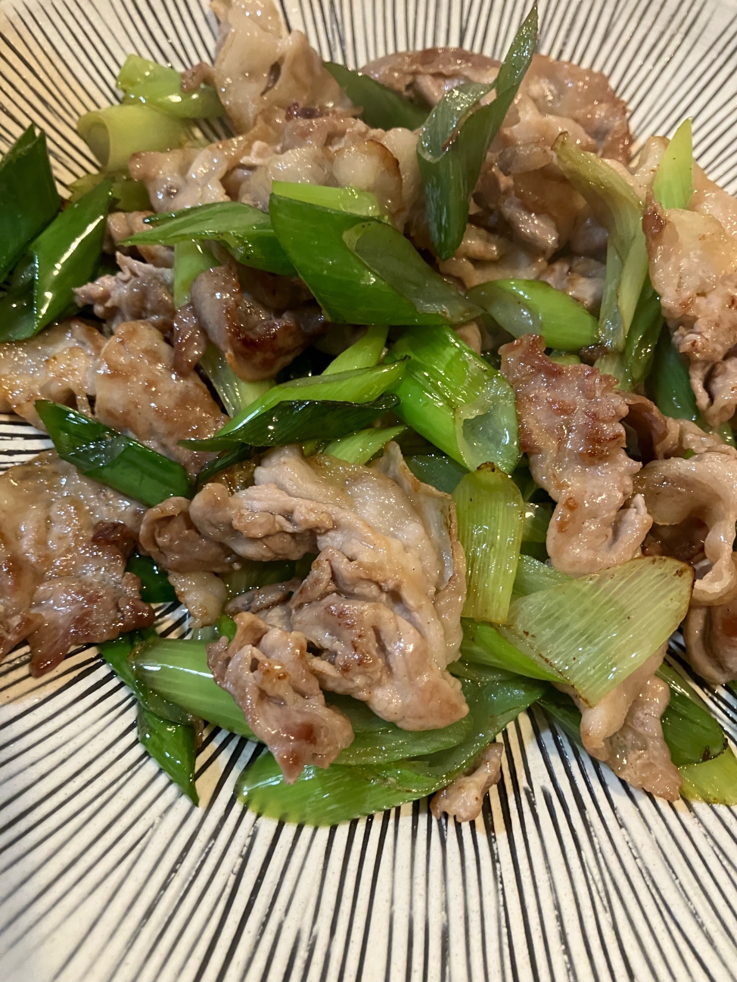 九条ねぎと豚肉の塩こしょう炒め