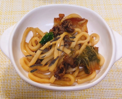 ひじきとキャベツの焼きうどん