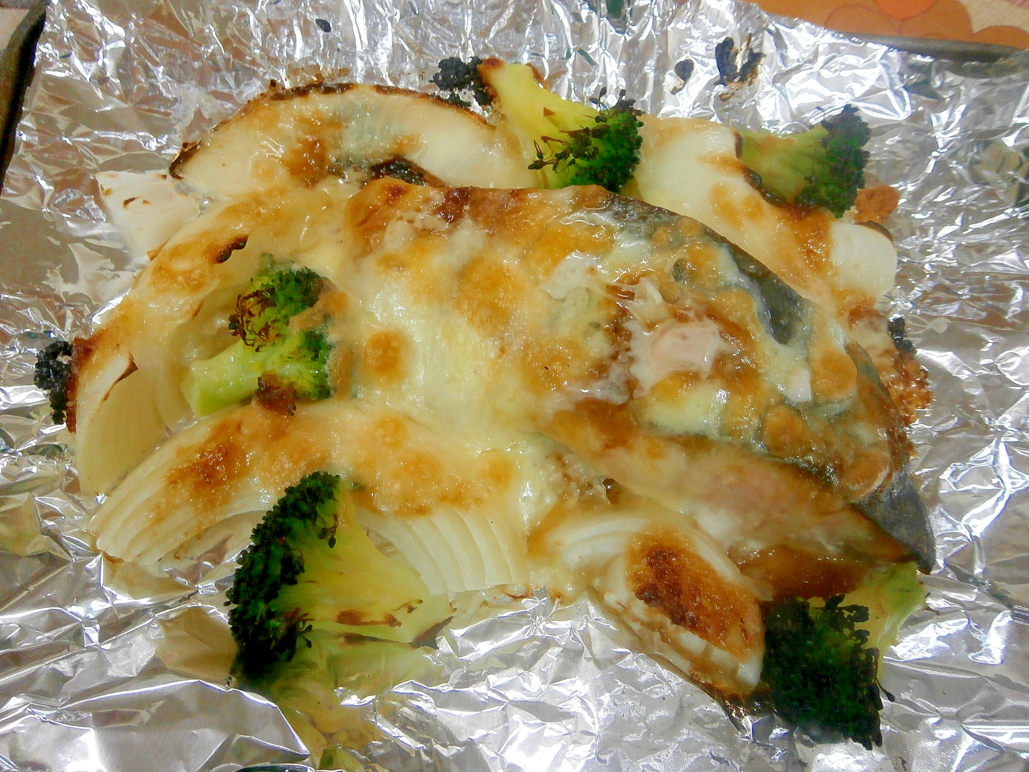 鱒と野菜の味噌マヨチーズ焼き