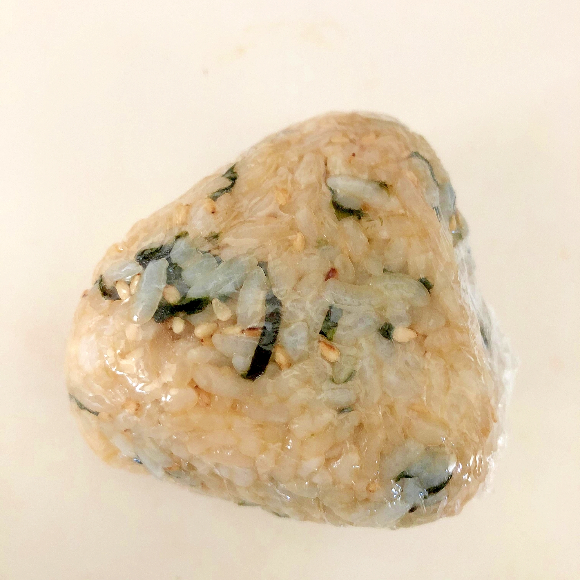 ごま油香る海苔胡麻おにぎり レシピ 作り方 By ヒメネス 楽天レシピ ごま油香る海苔胡麻おにぎり レシピ 作り方 By ヒメネス 楽天レシピ