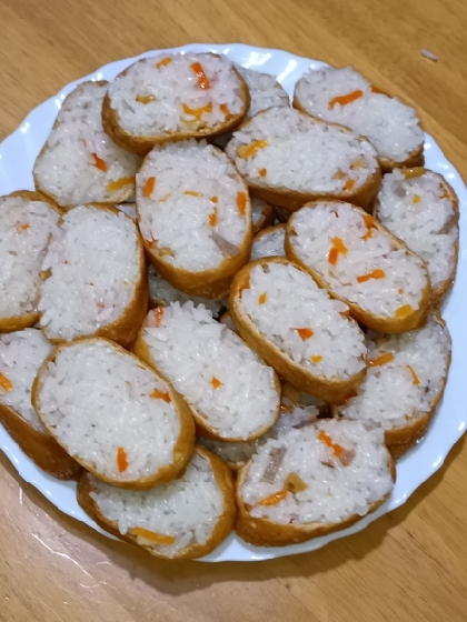 簡単美味しい☆ひじきと炊き込みご飯のいなり寿司