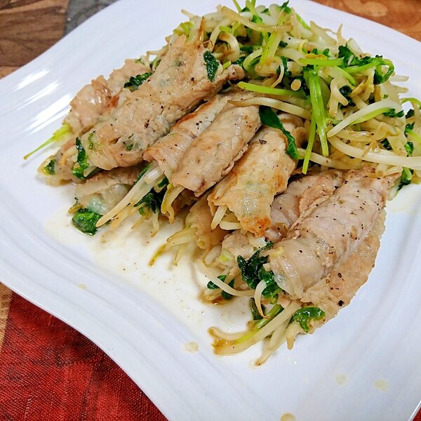 もやしと豆苗の豚肉ロール レシピ 作り方 By ビッグさん 楽天レシピ もやしと豆苗の豚肉ロール レシピ 作り方 By ビッグさん 楽天レシピ