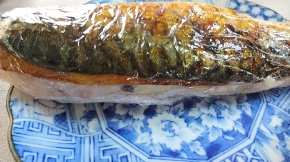 塩麹に漬けこんだ鯖で焼きさば寿司