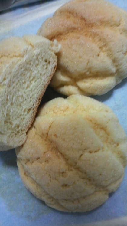 クッキー生地の甘さも食感も美味しい～☆手作りメロンパンて幸せです♪