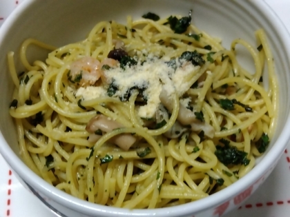 バジルが香る♪エビのバジルソースパスタ