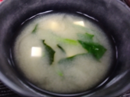 長芋と白菜とわかめのお味噌汁