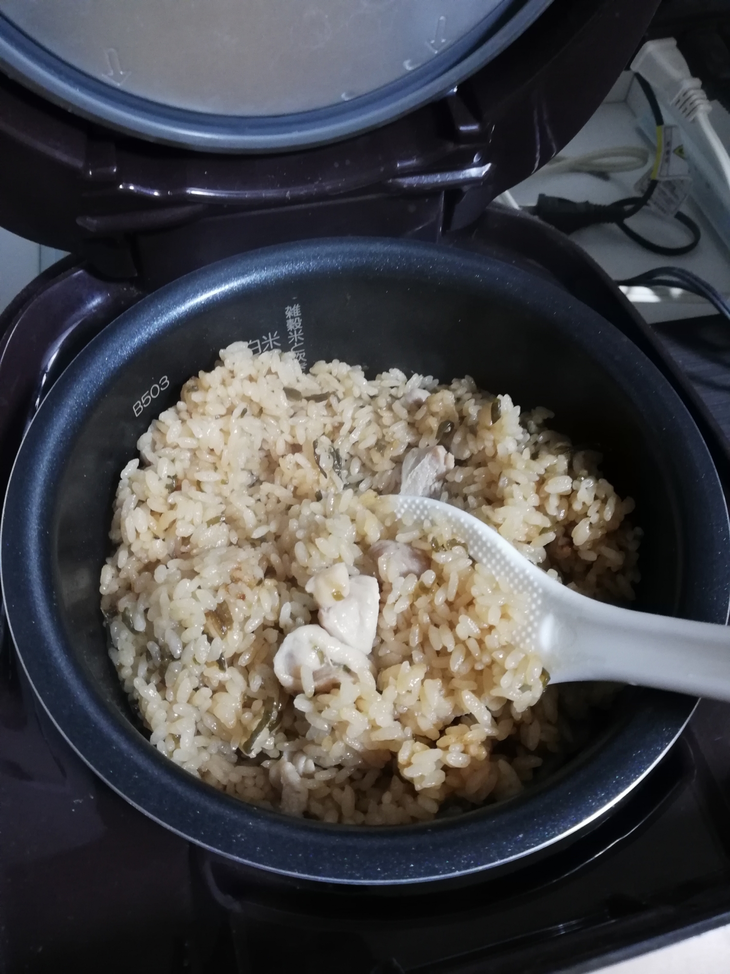 ★鶏肉と塩昆布の炊き込みご飯