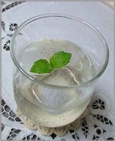 香りのご馳走 とっても爽やか ミントシロップ レシピ 作り方 By はなまる子 楽天レシピ