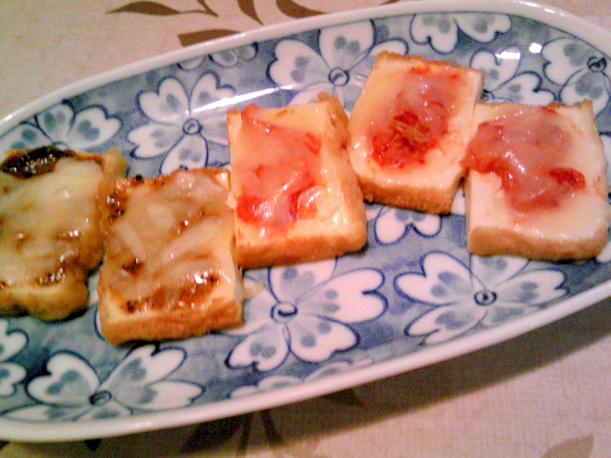 絹揚げのペッパー・キムチ・チーズ焼き