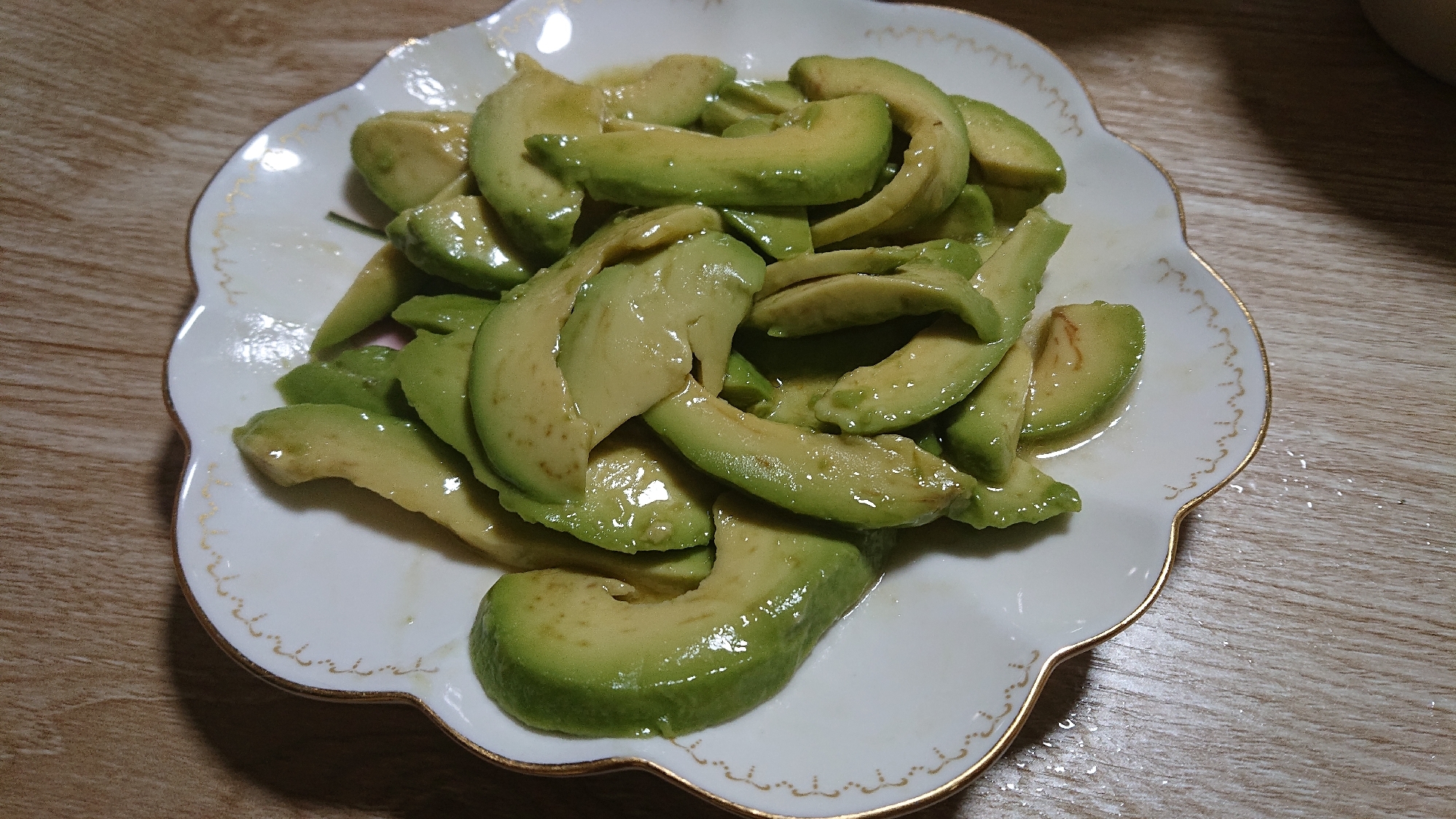 オススメ アボカドの白だし ごま油漬け レシピ 作り方 By るみぃな 楽天レシピ オススメ アボカドの白だし ごま油漬け レシピ 作り方 By るみぃな 楽天レシピ