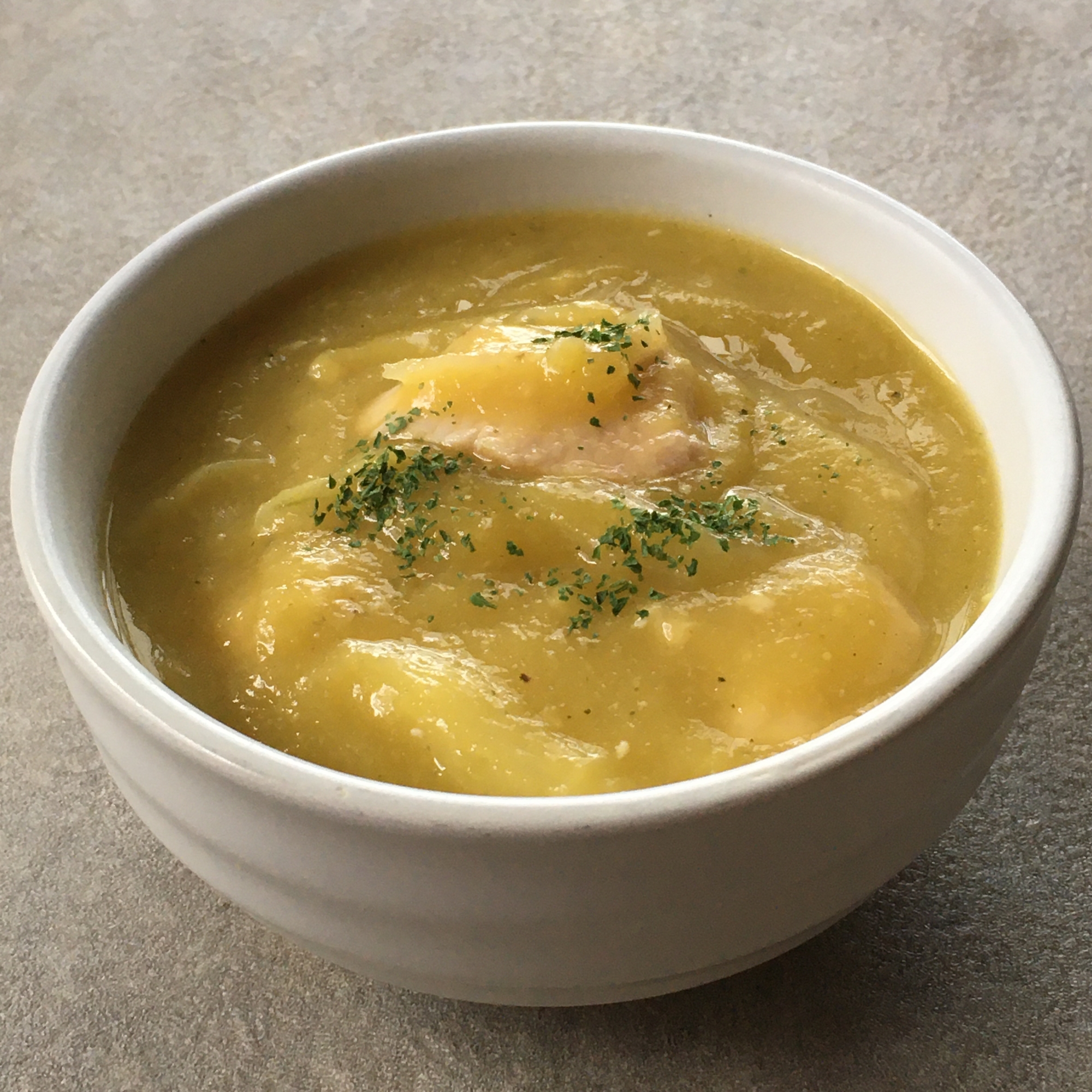 ピーナッツかぼちゃと鶏肉のスープ♪