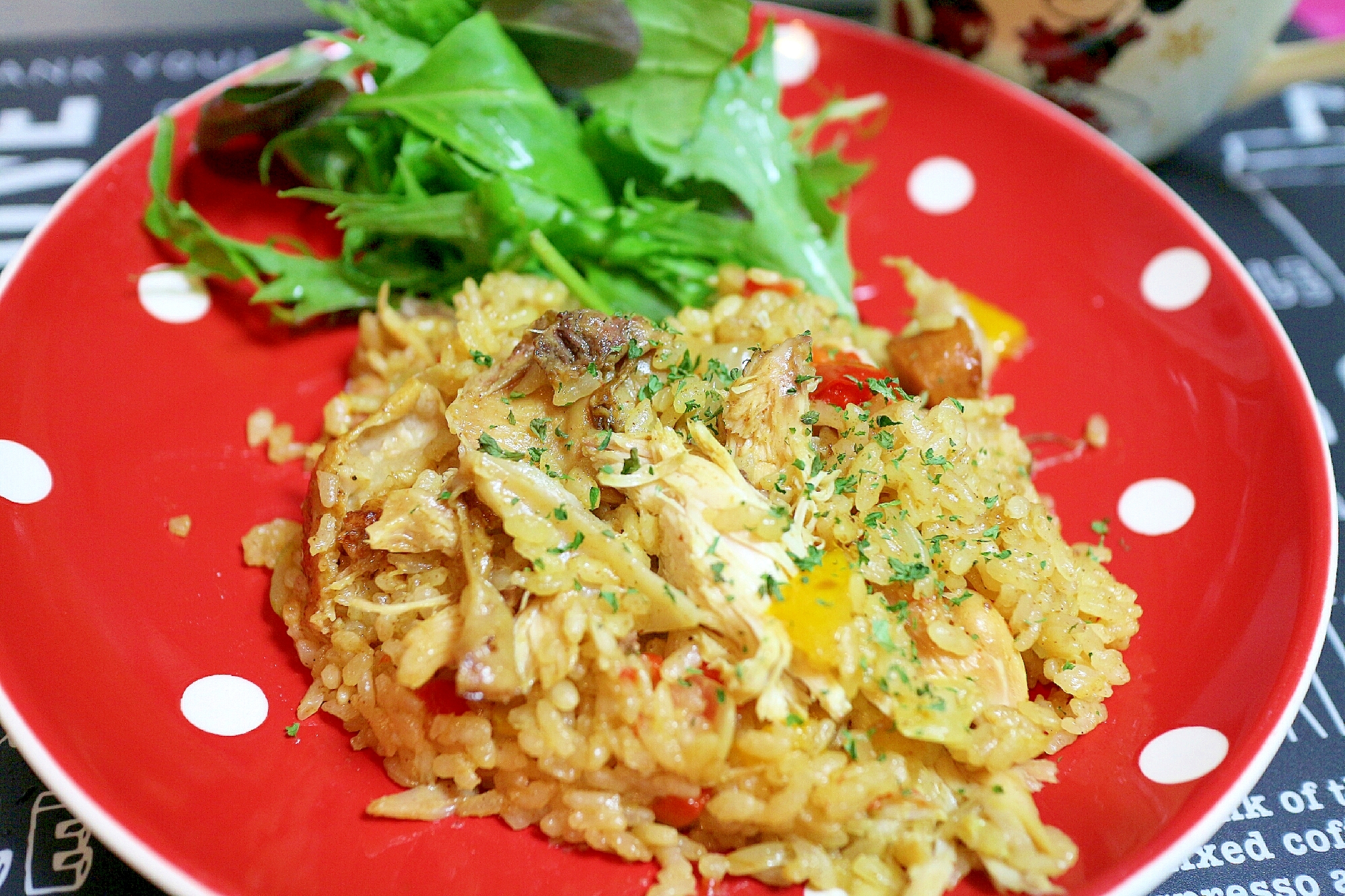 ロティサリーチキンでジャンバラヤ風炊き込みご飯