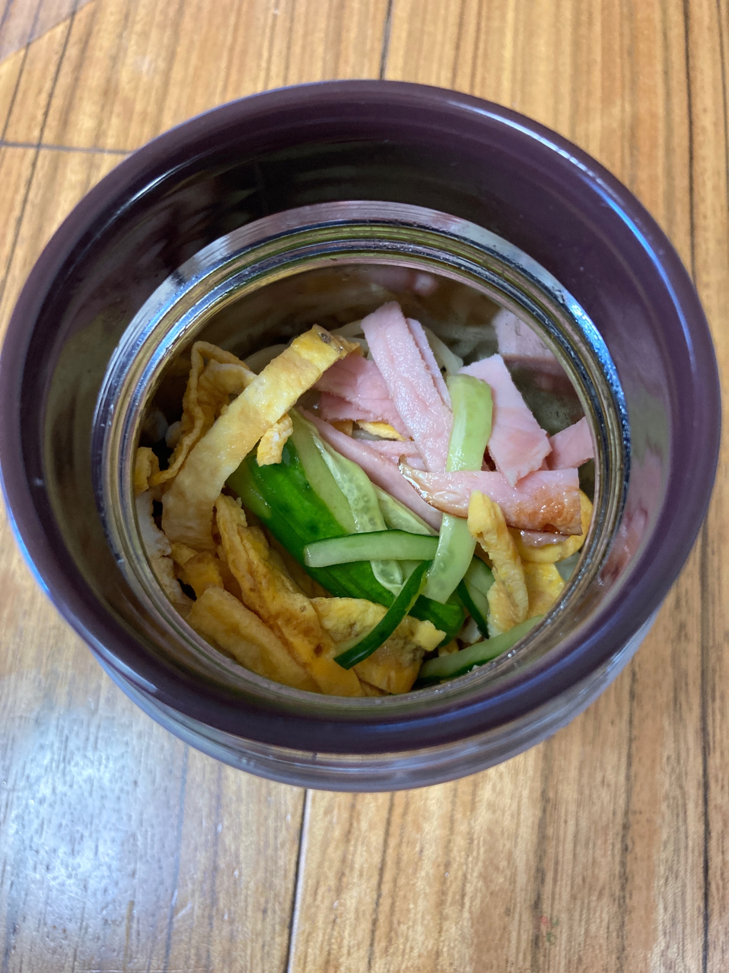 スープジャーの中の冷やし中華