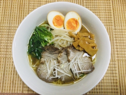 チャーシューを焼いたのでラーメンスープも。
簡単に美味しく出来ました。
好評だったので定番にします。