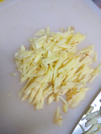 生姜のみじん切りの切り方と、冷凍保存方法