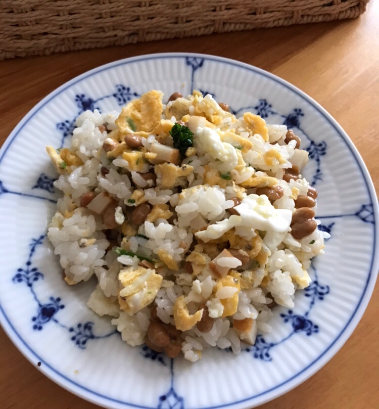 平天とパセリの納豆チャーハン