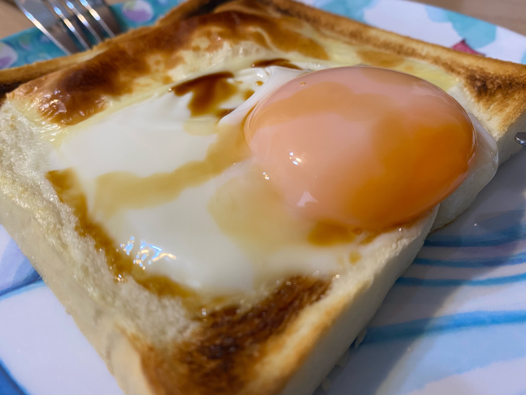 トロッと卵のトースト