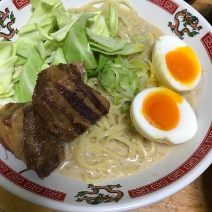 素麺ではなくラーメンにしました！
本当にとんこつみたい！！(o^^o)
簡単おいしいレシピサンキューです！