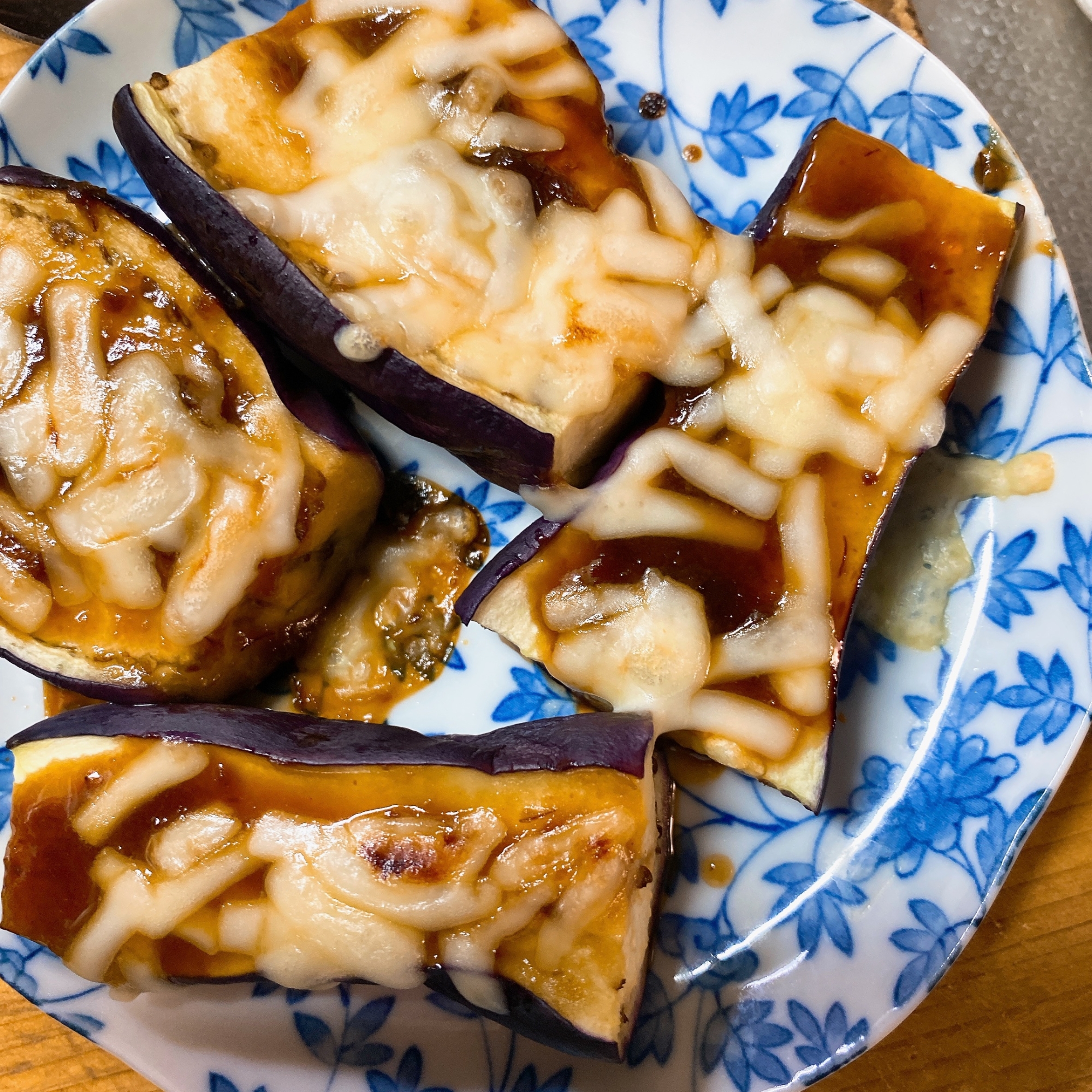 ナスの味噌チーズやき