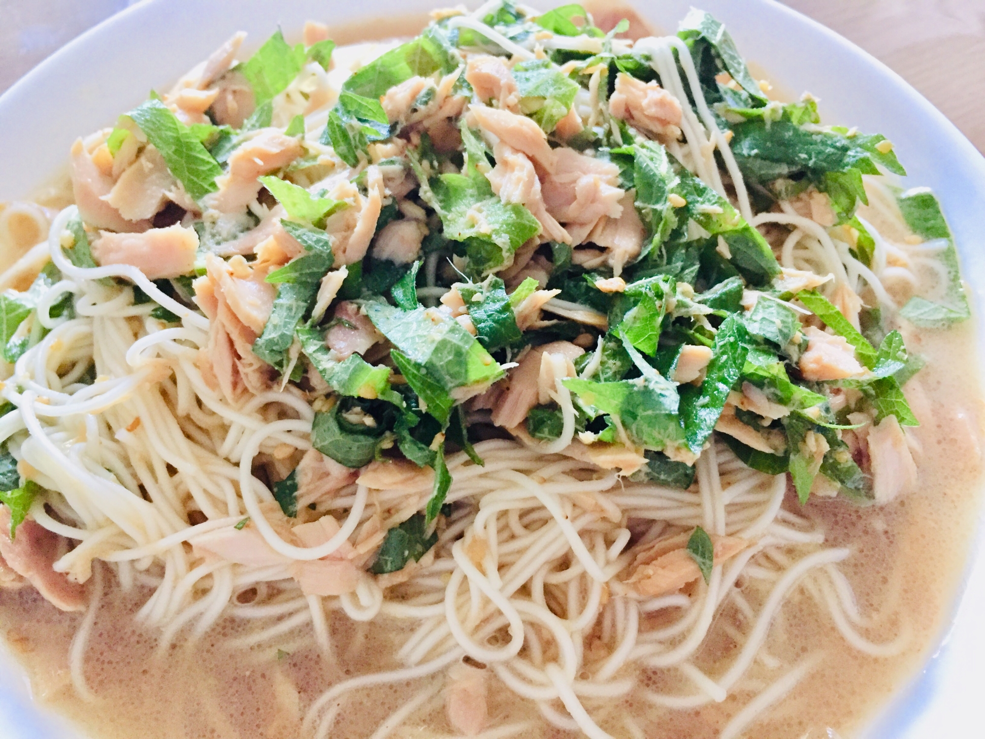 大葉とツナのレモンダレ素麺