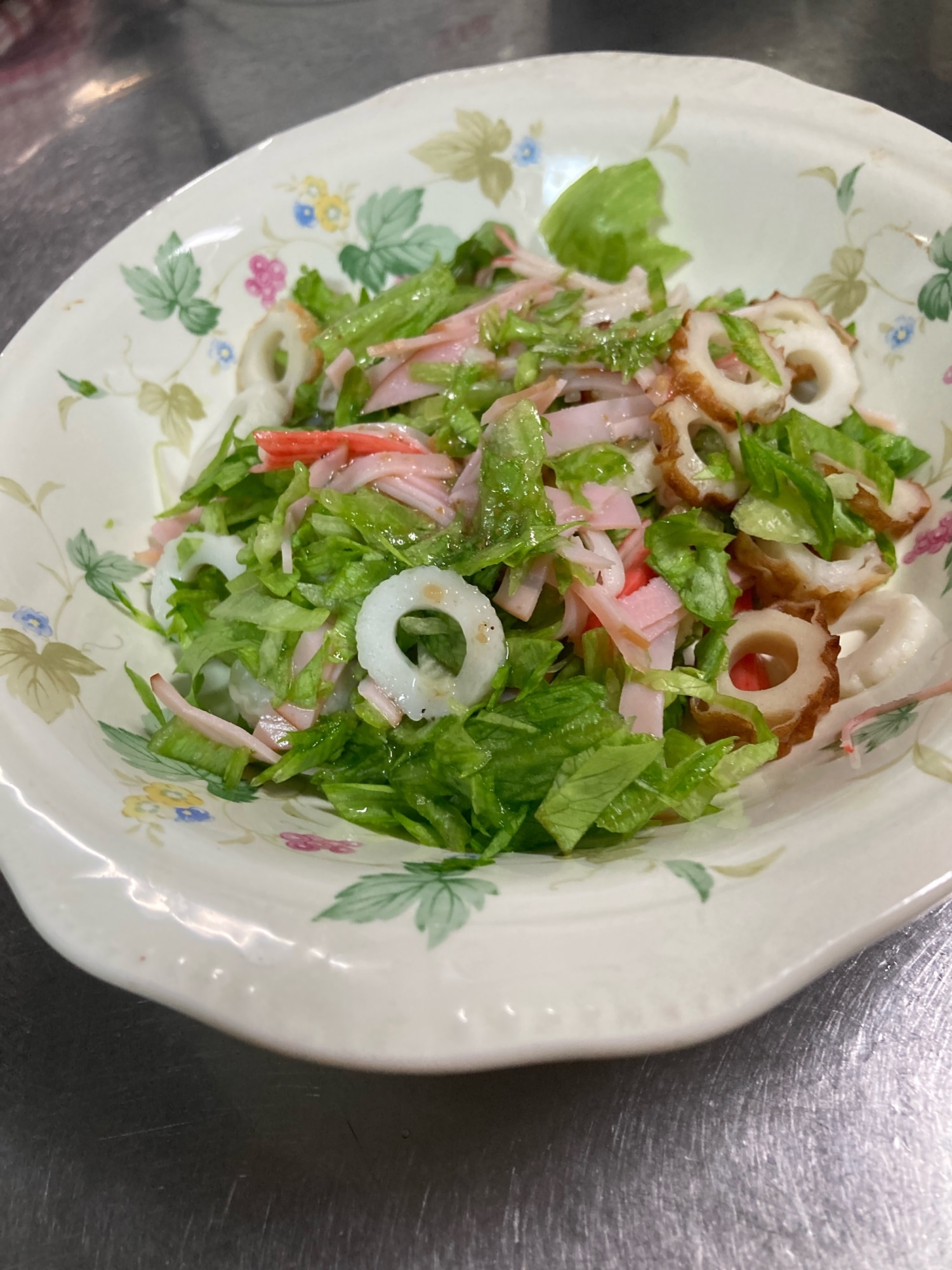 ちくわ、ハム、カニカマのレタスサラダ レシピ・作り方 by co31 - 楽天