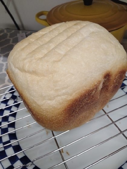 普通のパンに飽きたので作ってみました!