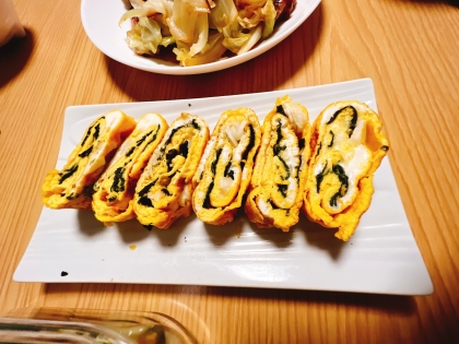 お弁当レシピ♪ごま油香る〜韓国海苔とネギ入り卵焼き