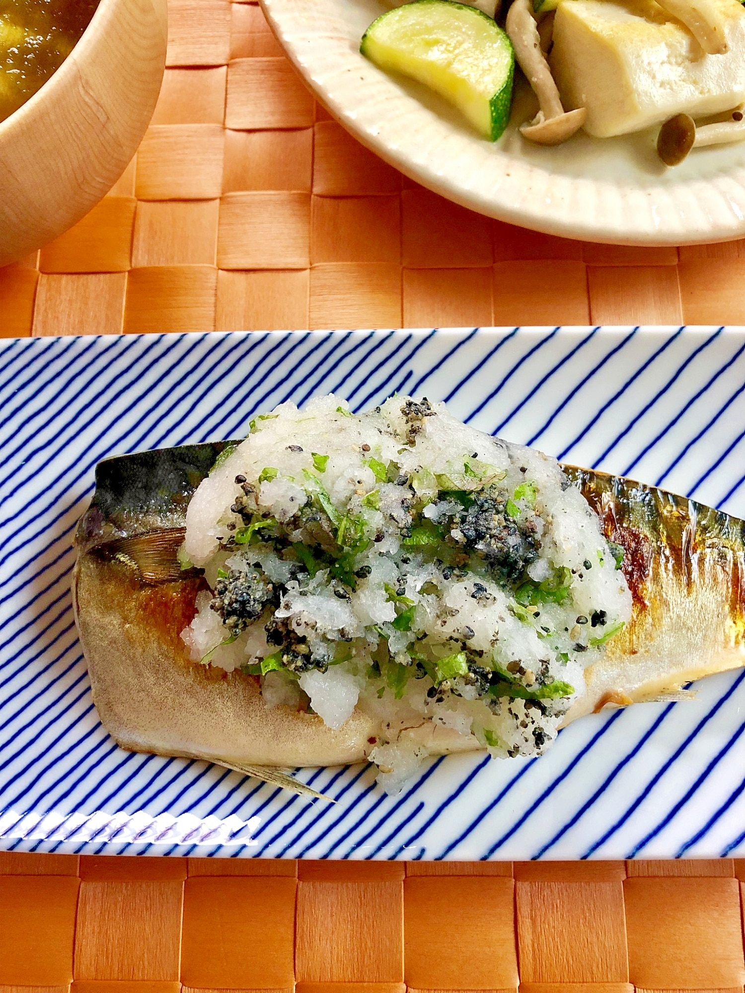 簡単 塩鯖のフライパン焼き 大葉ごまおろしのせ レシピ 作り方 By はぁぽじ 楽天レシピ