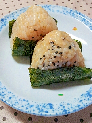 醤油糀と味噌のおにぎり♪