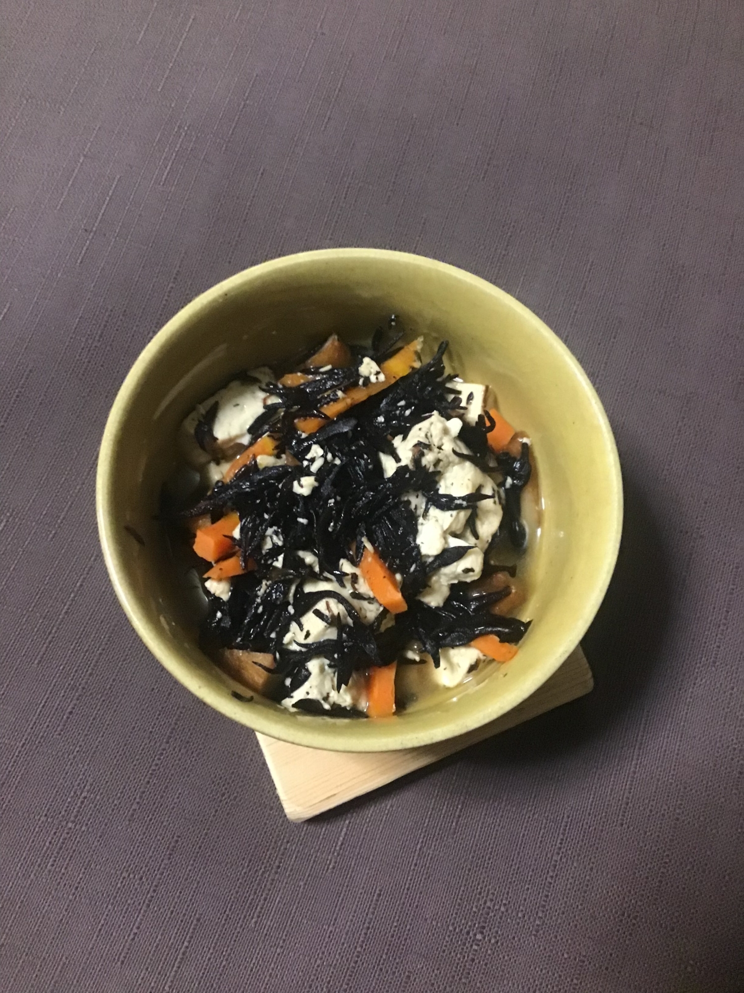 豆腐入りひじき煮