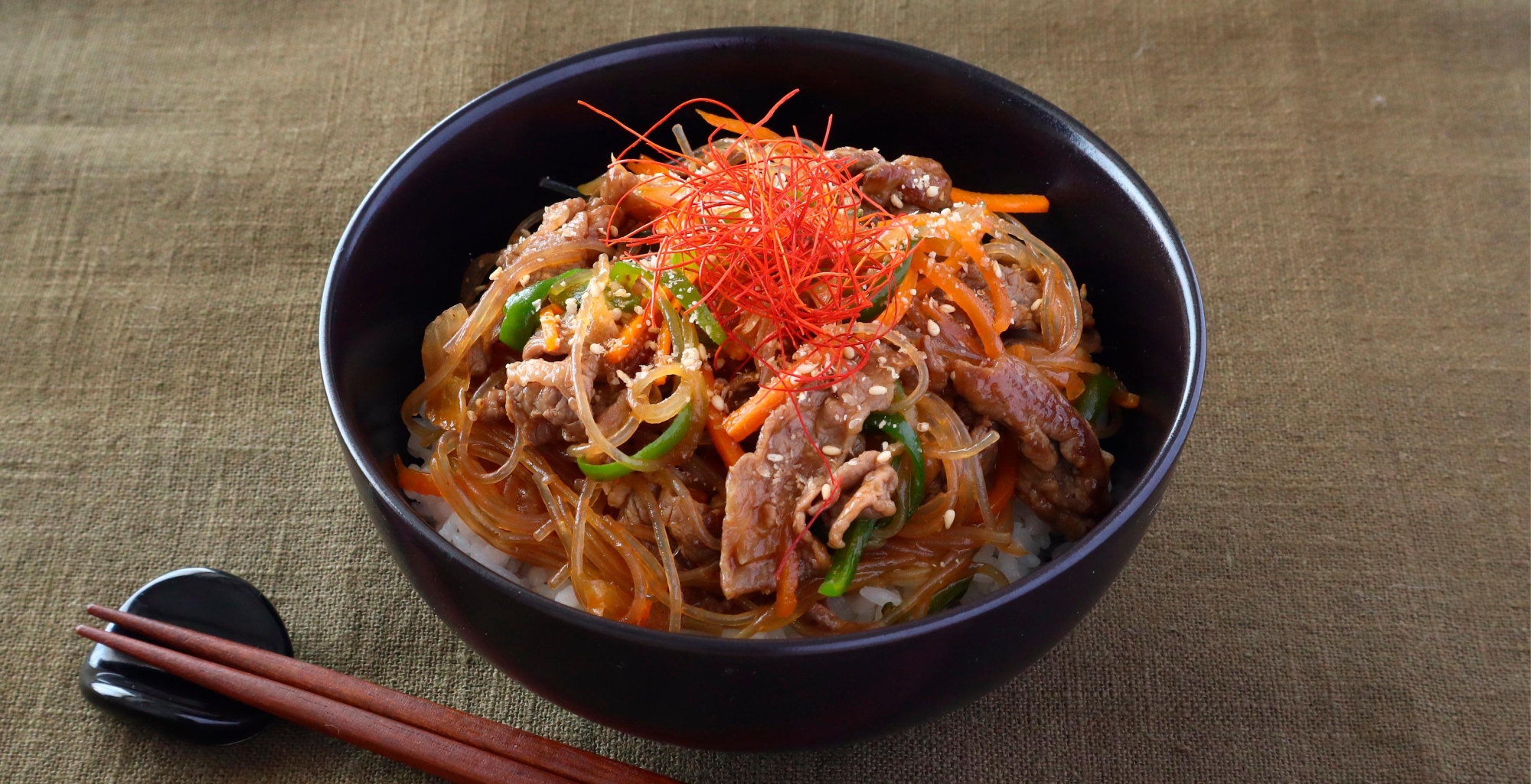 チャプチェ風牛丼