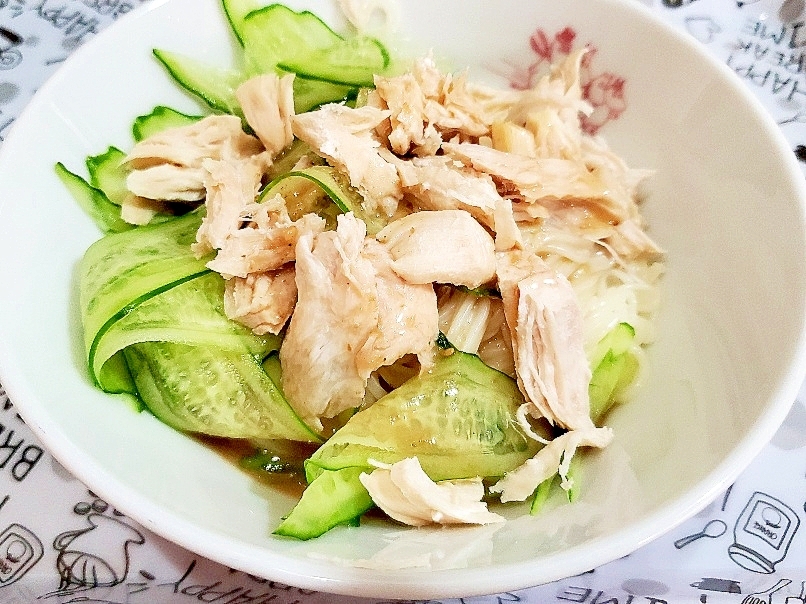 冷凍ササミで作る　ささ身ときゅうりのサラダ素麺