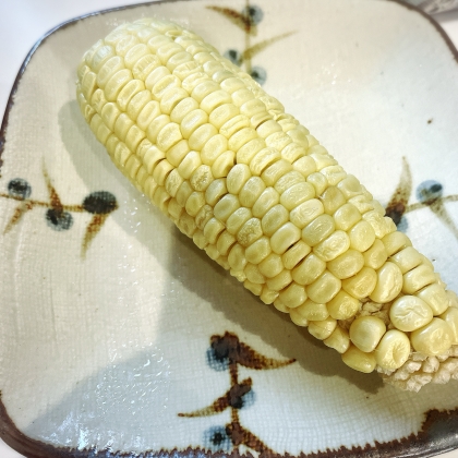 付け合わせにお弁当に電子レンジでホットとうもろこし